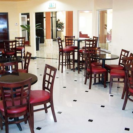 Robinson Inn And Suites エクステリア 写真