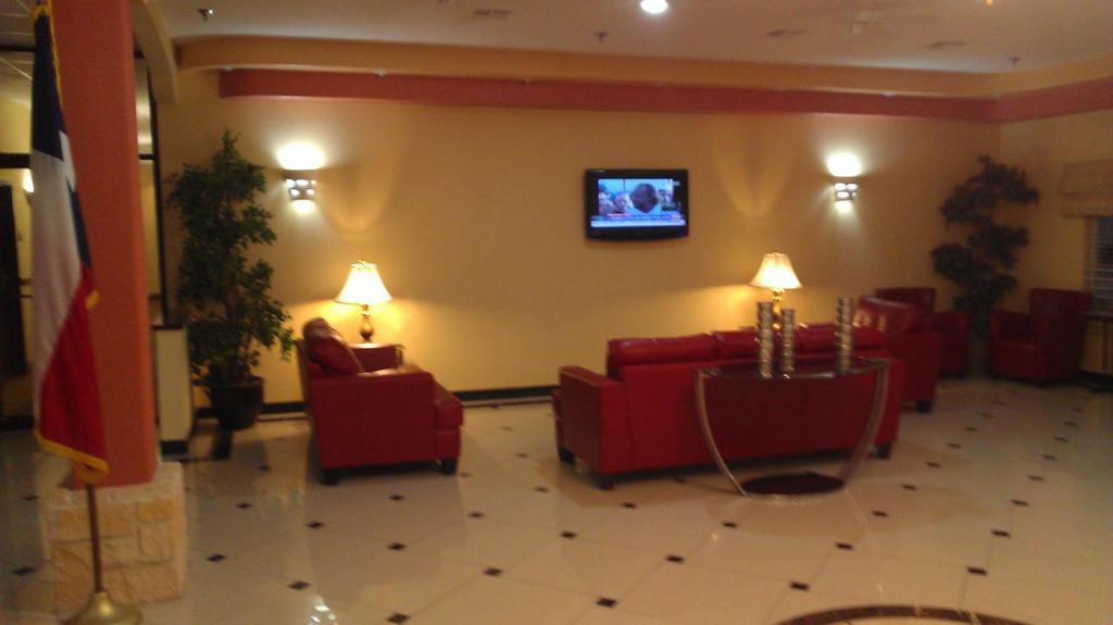 Robinson Inn And Suites エクステリア 写真