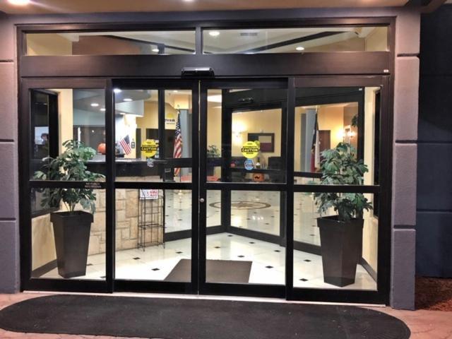 Robinson Inn And Suites エクステリア 写真